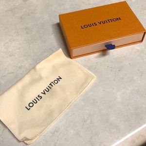 Louis Vuitton gift box & dust bag
